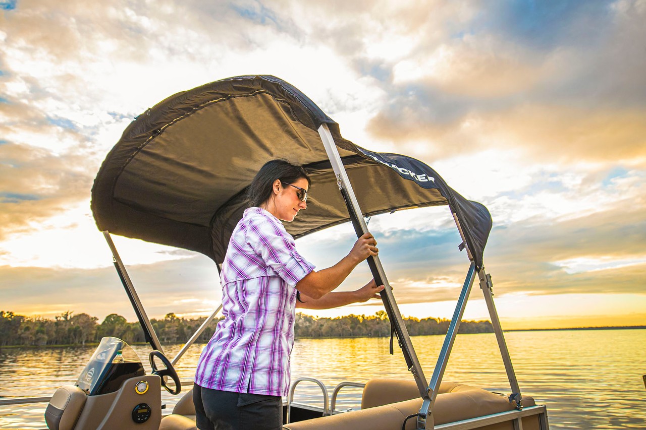 SUN TRACKER Pontoon Learning Center