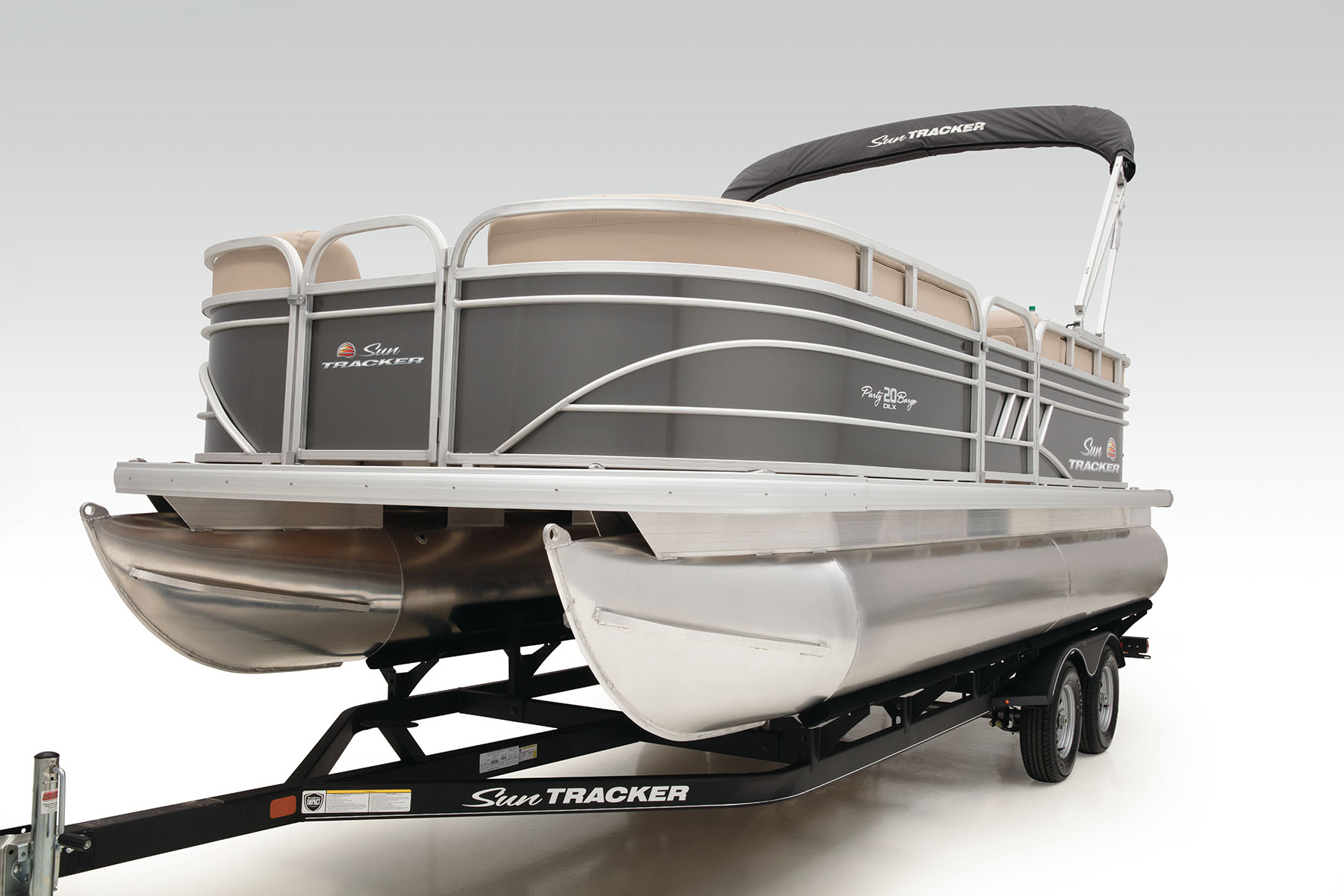 PARTY BARGE 20 DLX SUN TRACKER Recreational Pontoon Boat