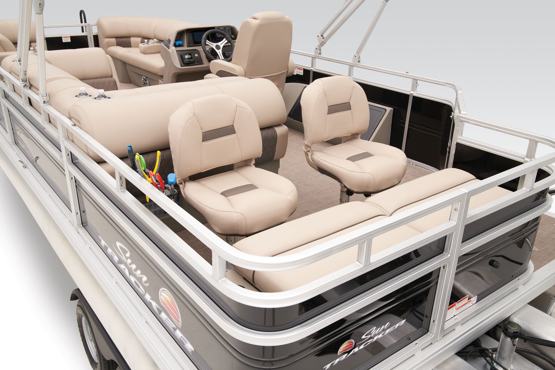 SPORTFISH 22 DLX - SUN TRACKER Fishing Pontoon