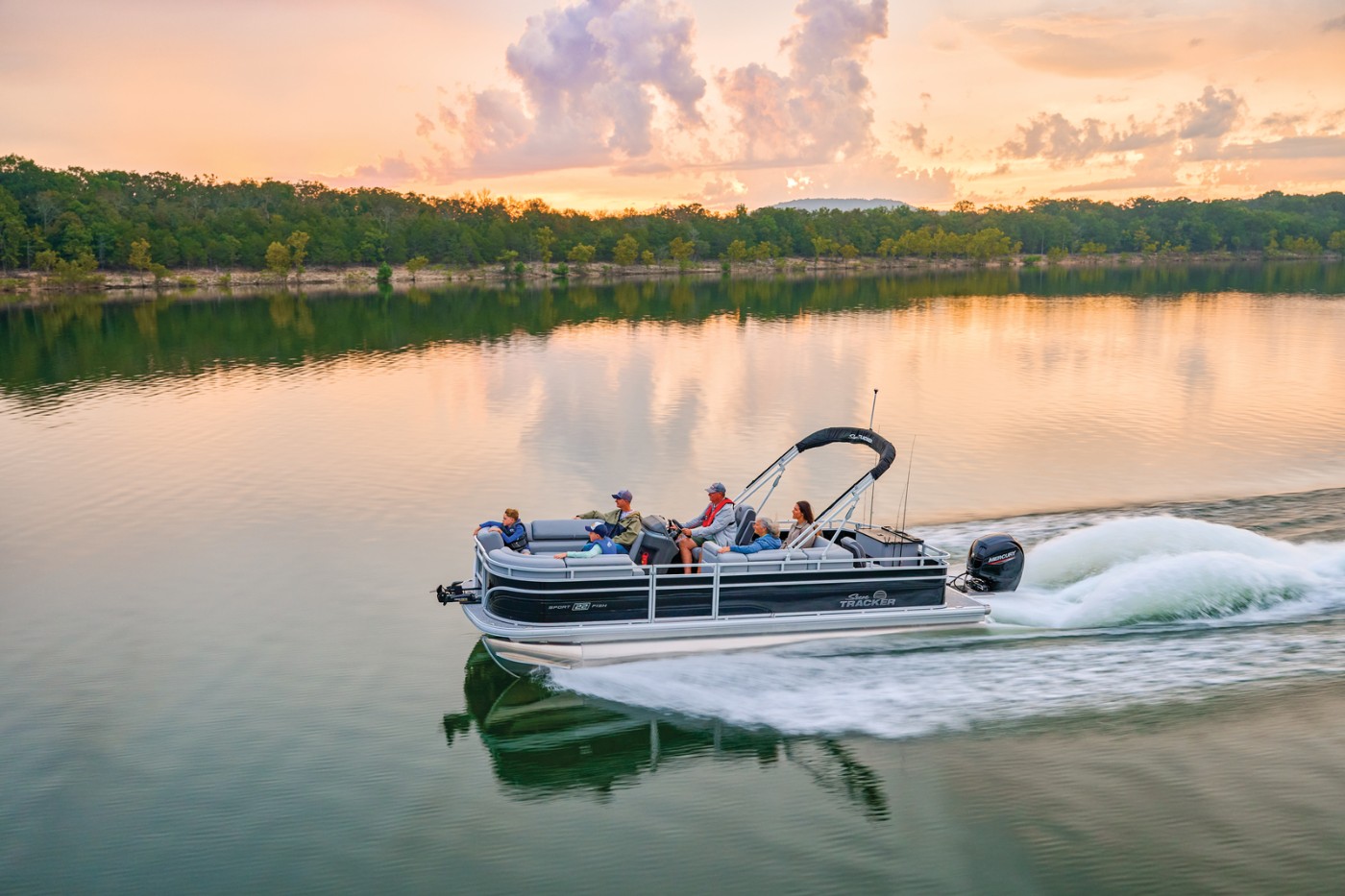 SPORTFISH 22 DLX | 24ft. 2in. Fishing Pontoon