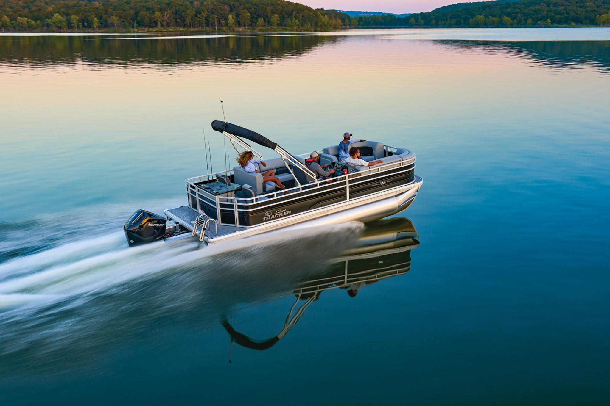 SPORTFISH 22 XP3 | 24ft. 2in. Fishing Pontoon